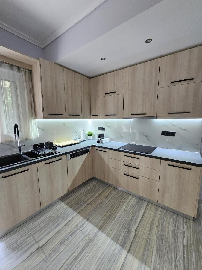 Modern Garden View Apt In Voula, Athens - Luxe 외부 사진