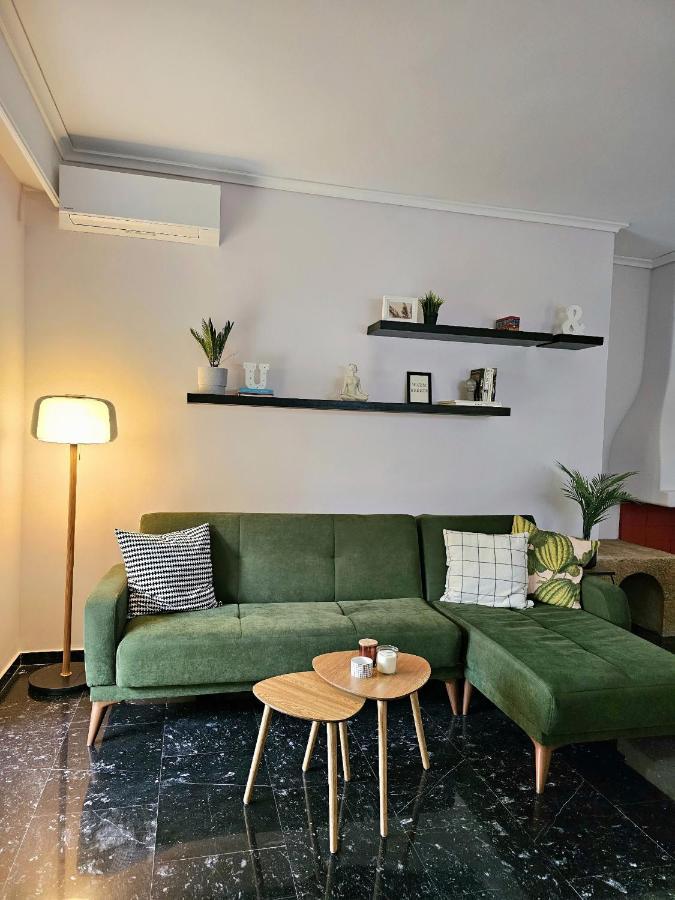 Modern Garden View Apt In Voula, Athens - Luxe 외부 사진