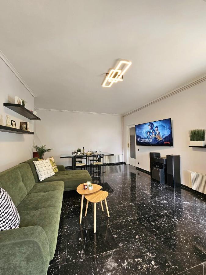 Modern Garden View Apt In Voula, Athens - Luxe 외부 사진